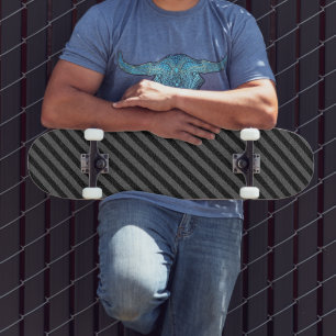 Dünne schwarze und graue Diagonalstreifen Skateboard