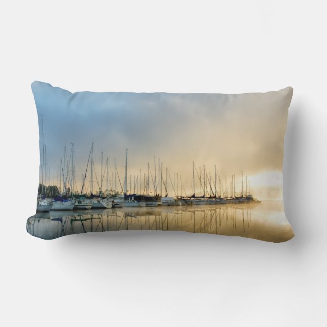 Durchbrechen II Lendenkissen (Vorderseite)