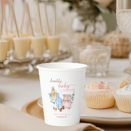 Dusche im Doppelzimmer Wasserfarbe Rosa Blau Pappbecher