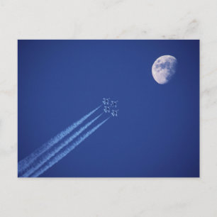 Düsenflugzeuge neben dem Mond British Columbia Postkarte