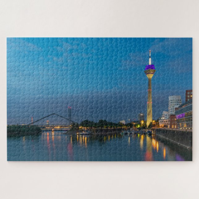 Düsseldorf Deutschland (Horizontal)