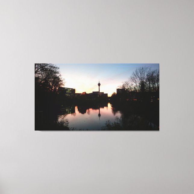 Düsseldorfer Sonnenaufgang Leinwanddruck (Vorderseite)
