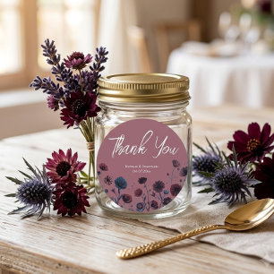 Düstere lila und blaue Blumenhochzeit  Runder Aufkleber