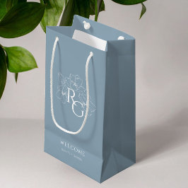 Dusty Blue | Begrüßung mit Chic Monogram Kleine Geschenktüte