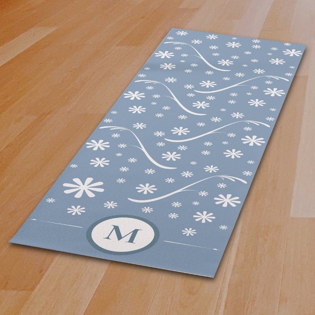 Dusty Blue Blume Power Monogram Yogmata Yogamatte (Dusty Blue Flower Power Monogram Yoga Mat)