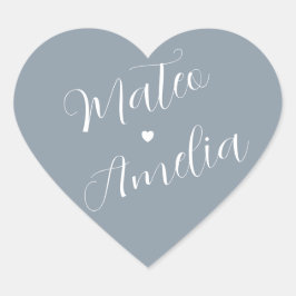 Dusty Blue Bride und Groom Names on Wedding Herz-Aufkleber