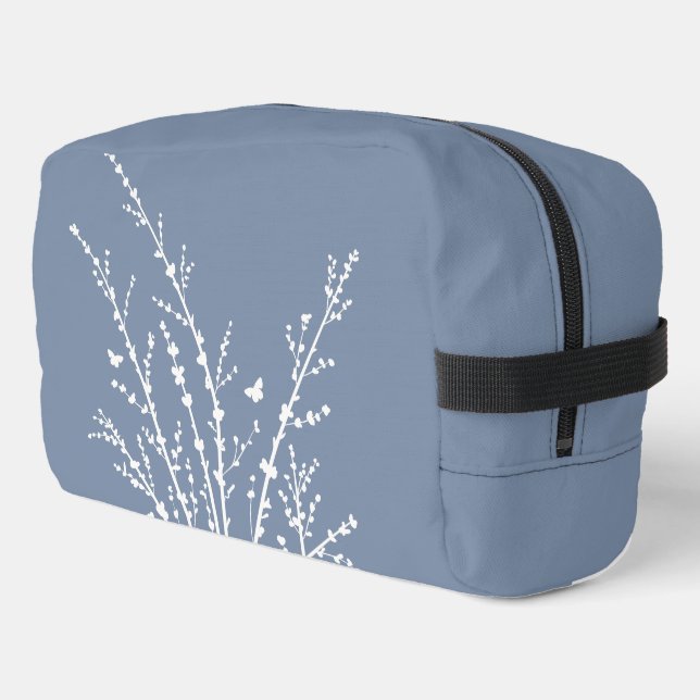 Dusty Blue Butterfells Botanische Zweige Moderne Waschbeutel (Linke Seite)