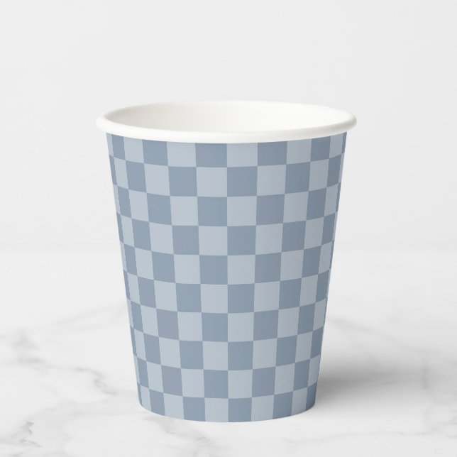 Dusty Blue Checkerboard Pappbecher (Vorderseite)