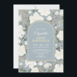 Dusty Blue Chinoiserie Floral Women 50. Geburtstag Einladung<br><div class="desc">Dieses chinoiserie inspiriert Design besticht durch elegante botanische Blumen,  Vögel und Grünpflanzen in staubblauer und weißer Farbe. Personalisieren Sie die Einladung mit Ihren Daten und wenn Sie gewollt,  um den Stil und die Platzierung des Textes weiter zu ordnen,  klicken Sie bitte auf den Button "Weitere Anpassung".</div>