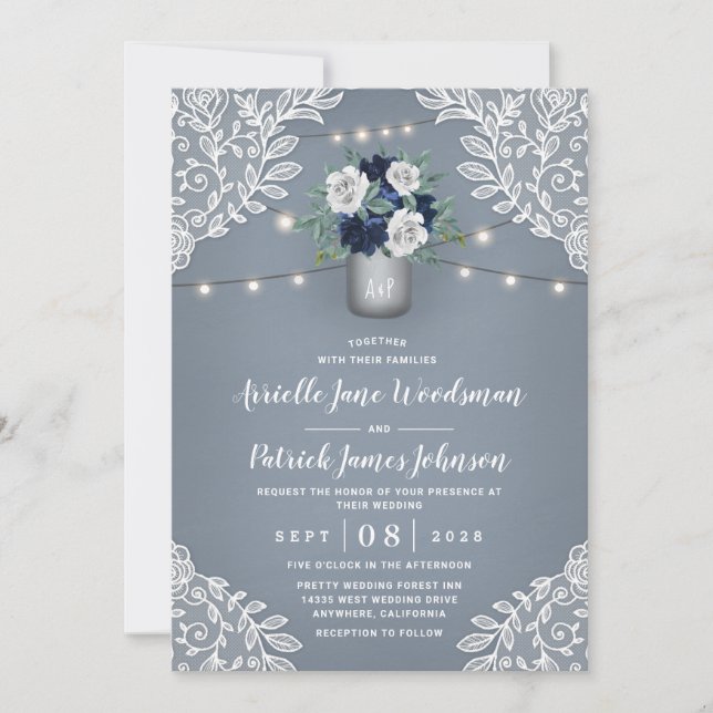 Dusty Blue Country White Lace Mason Jar Wedding Einladung (Vorderseite)