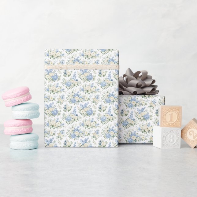 Dusty Blue Cream Florals Wedding Bridal Shower Geschenkpapier (Babyparty)