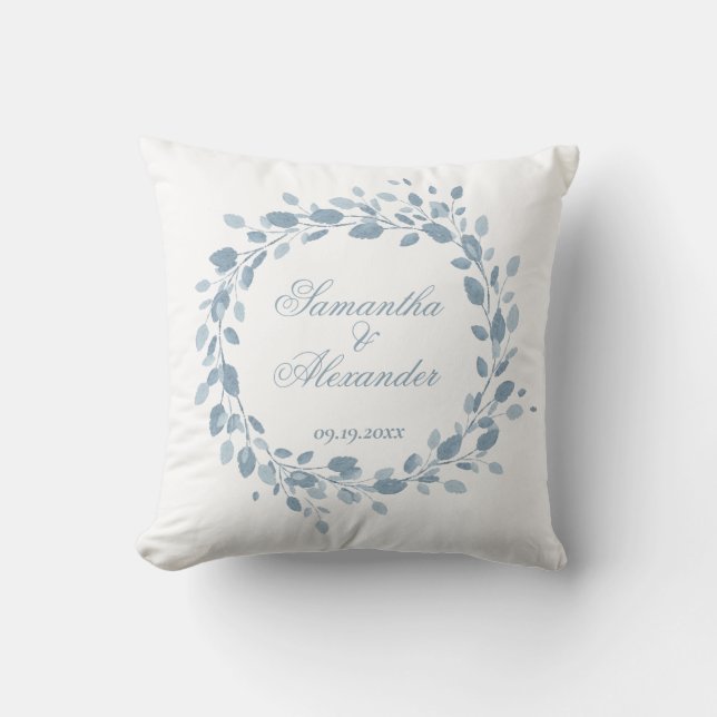 Dusty Blue Elegant Blumenschrei Hochzeitsskript Kissen (Vorderseite)