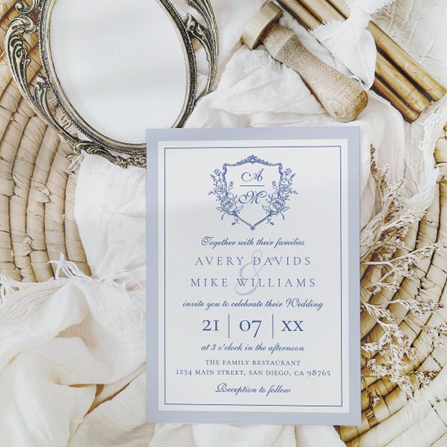 Dusty Blue Elegante Vintage Rose Wappen Hochzeit Einladung (Von Creator hochgeladen)