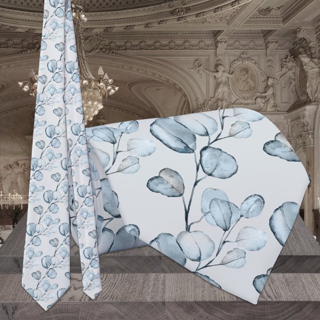 Dusty Blue Eucalyptus Sprigs Dove Gray Wedding Krawatte (Von Creator hochgeladen)