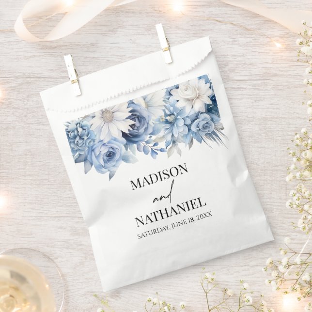 Dusty Blue Floral Blume Garden Wedding Geschenktütchen (Ausgeschnitten)