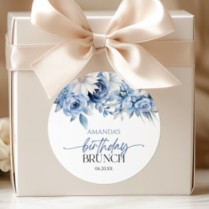 Dusty Blue Floral Blume Geburtstag Brunch Party Runder Aufkleber