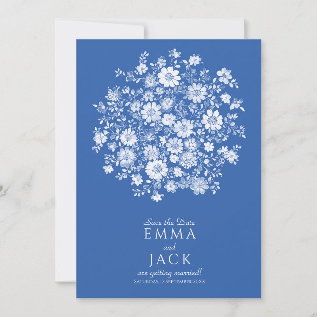 Dusty Blue Floral Bouquet Save the Date Card (Vorderseite)