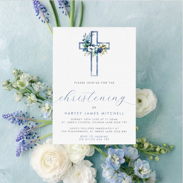 Dusty Blue Floral Cross Baby Christening Einladung (Von Creator hochgeladen)