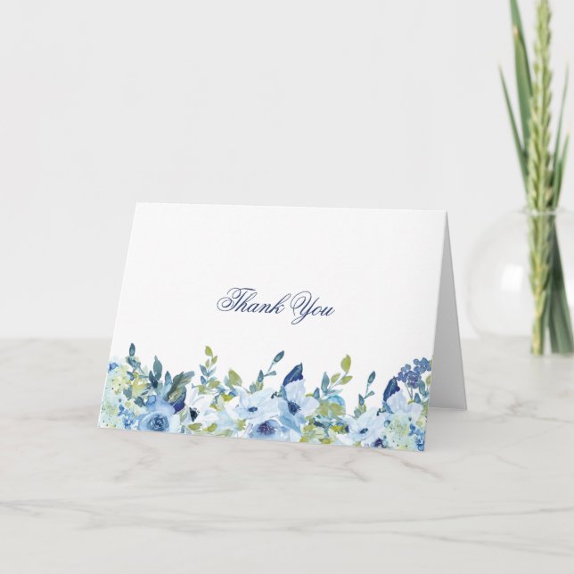 Dusty Blue Floral Elegant geklappt Vielen Dank Karte (Vorderseite)