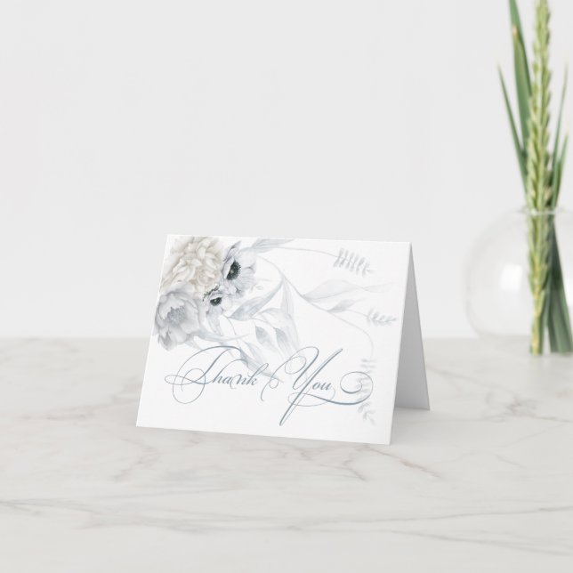 Dusty Blue Floral Elegante Calligraphie Dankeskarte (Vorderseite)
