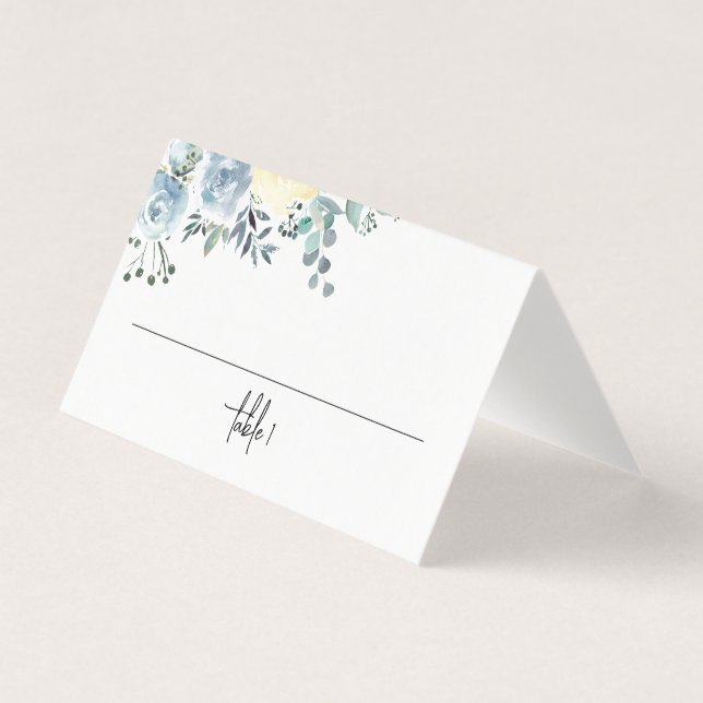 Dusty Blue Floral Greenerity Wedding Platzkarte (Vorderseite)