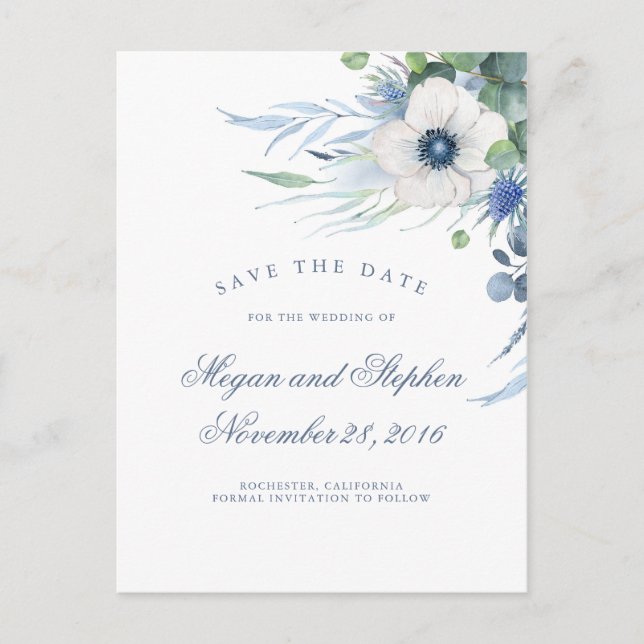 Dusty Blue Floral Greenery Modern Save the Date Ankündigungspostkarte (Vorderseite)