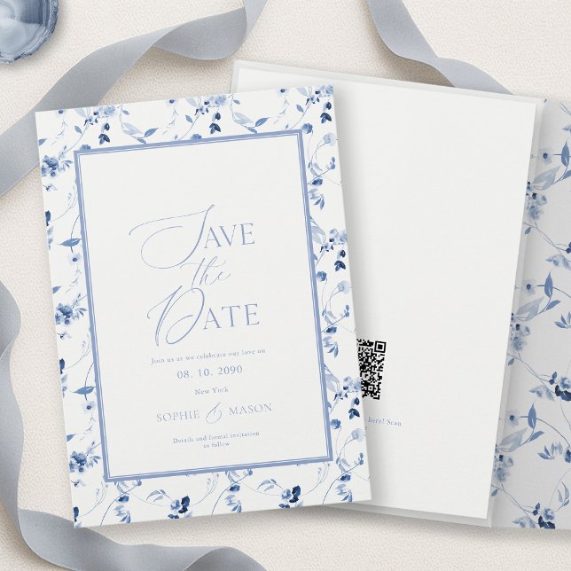 Dusty Blue Floral Save the Date Card Einladung (Von Creator hochgeladen)
