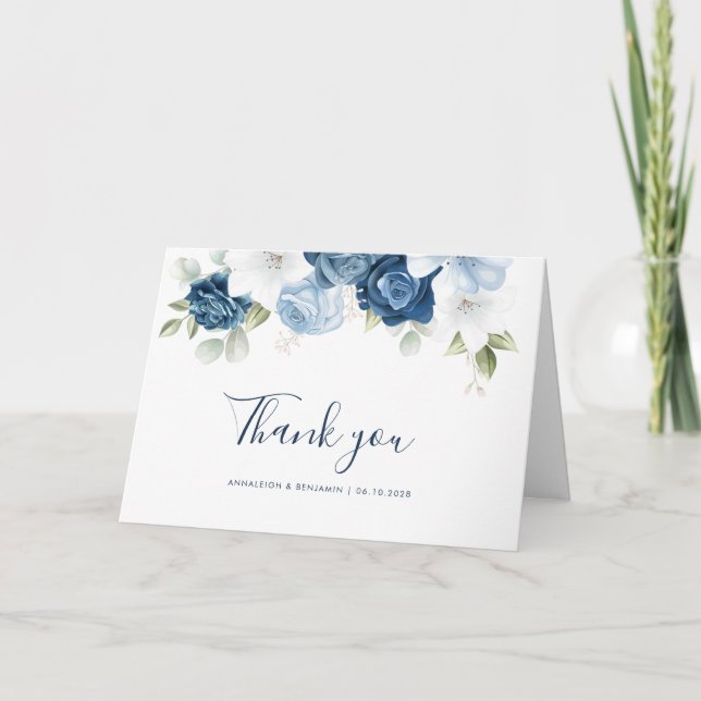 Dusty Blue Floral Wedding Dankeskarte (Vorderseite)