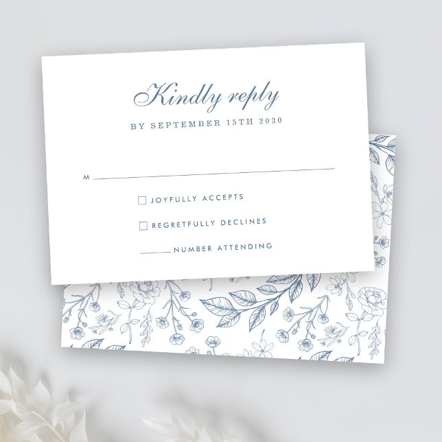 Dusty Blue Floral Wedding RSVP Card (Von Creator hochgeladen)