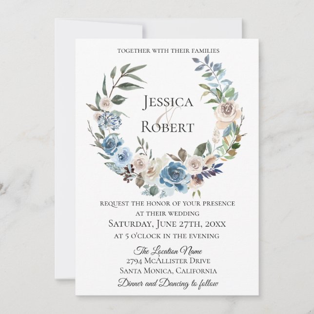 Dusty Blue Floral Wreath Wedding Einladung (Vorderseite)