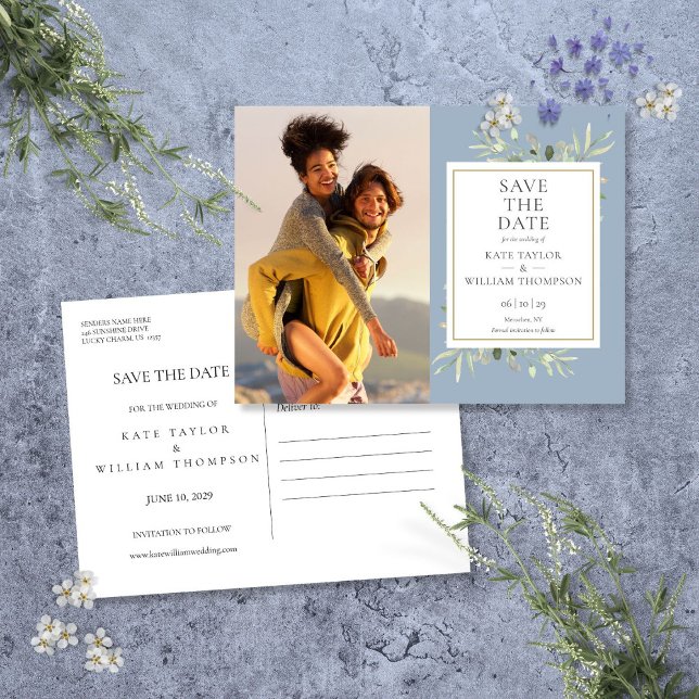 Dusty Blue Greenerity Foto Wedding Save the Date Ankündigungspostkarte (Dusty Blue Greenery Photo Wedding Save The Date Announcement Postcard)