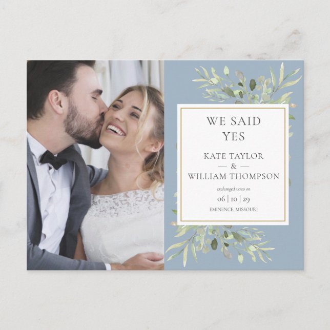 Dusty Blue Greenery Elopement Foto Wedding Ankündigungspostkarte (Vorderseite)