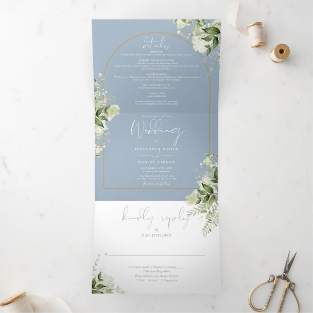Dusty Blue Greenery Gold Arch Foto Wedding Dreifach Gefaltete Einladung (Innenseite)