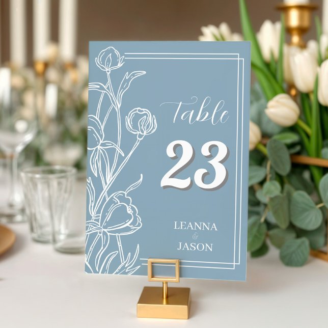 Dusty Blue Hand Drawn Floral Wedding Tischnummer (Dusty Blue Hand Drawn Wildflower Floral Table Number)