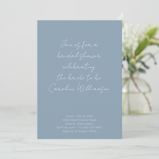 Dusty Blue Handwriting Script Custom Brautparty Einladung (Stehend Vorderseite)