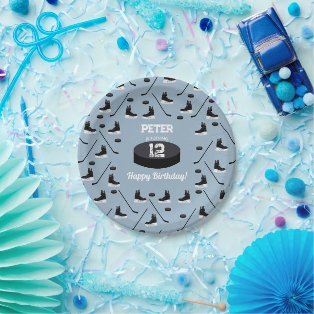 Dusty Blue Ice Hockey Stick, Skates Puck Birthday Pappteller (Party)