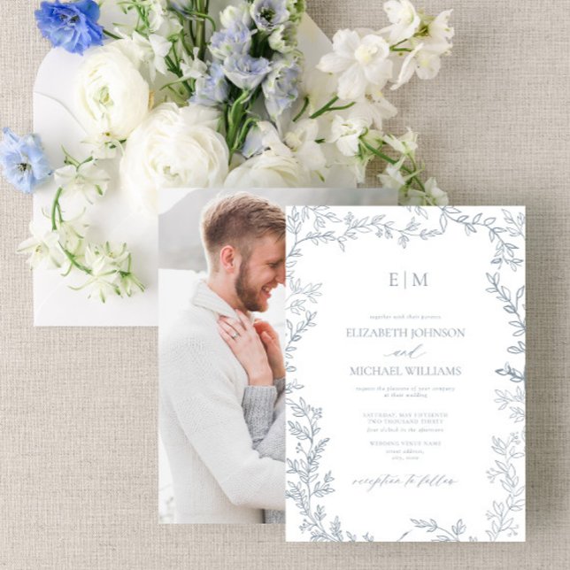 Dusty Blue Minimal Leaf Foto Monogram Wedding Einladung (Von Creator hochgeladen)