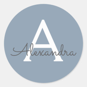 Dusty Blue Minimalistisch Modern Monogram Elegant Runder Aufkleber