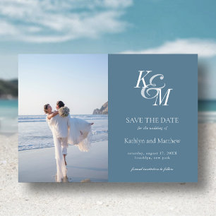 Dusty Blue Monogram Elegant Classic Save the Date Magneteinladung