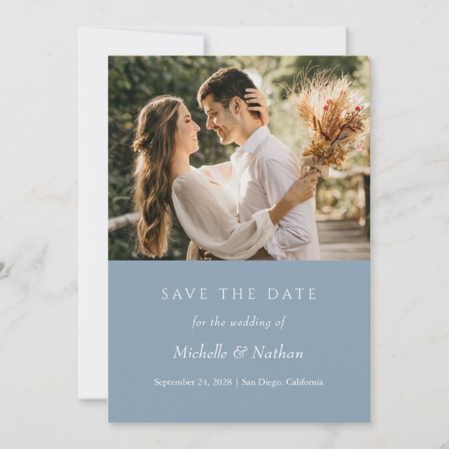 Dusty Blue Monogram Save the Date Foto Einladung (Vorderseite)