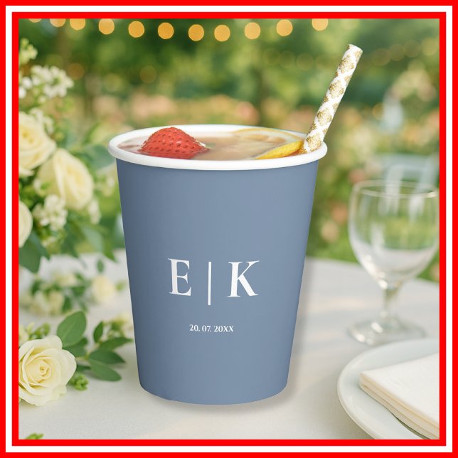 Dusty Blue Monogram Wedding Pappbecher (Von Creator hochgeladen)