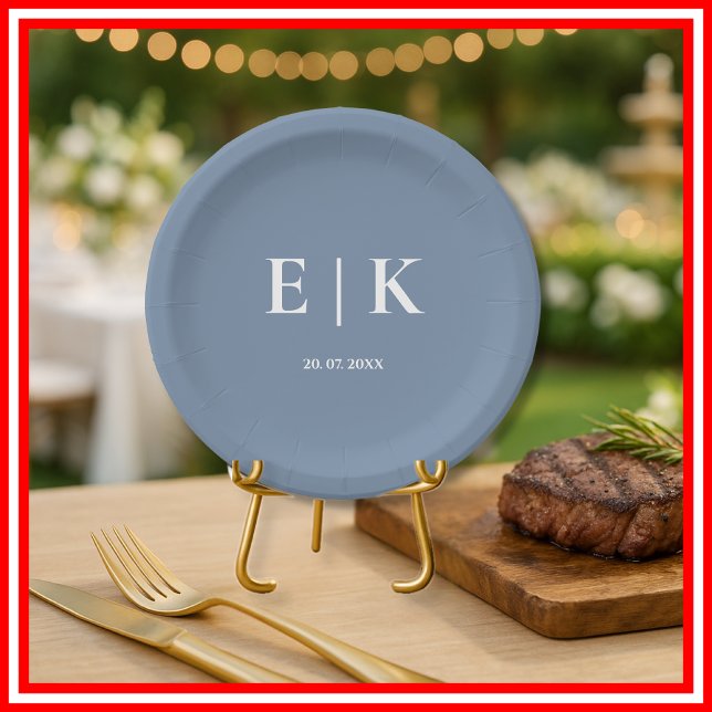 Dusty Blue Monogram Wedding Pappteller (Von Creator hochgeladen)