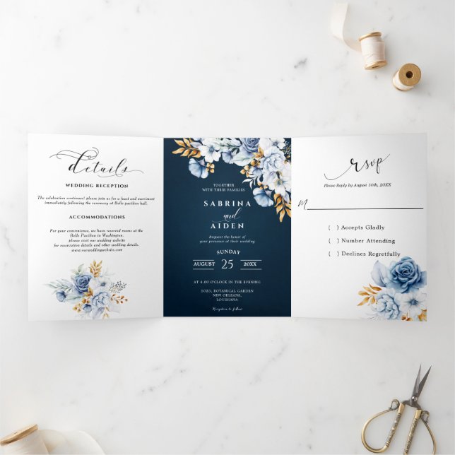 Dusty Blue Navy White Gold Floral Wedding Dreifach Gefaltete Ankündigung (Innenseite)