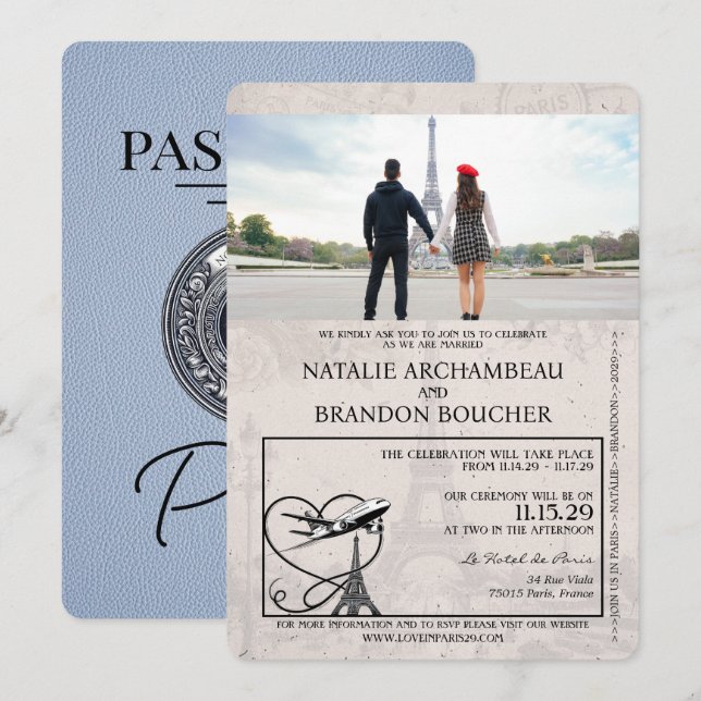Dusty Blue Paris Passport Wedding Einladung (Vorne/Hinten)