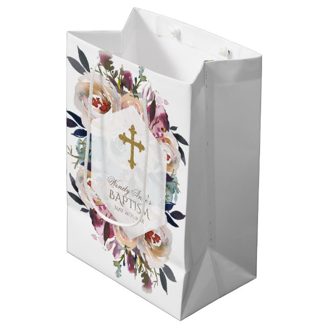 Dusty Blue Pink Floral Bouquet geometrische Taufe Mittlere Geschenktüte (Vorderseite Schrägansicht)