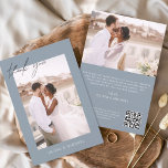 Dusty Blue QR Code Hochzeit Danke Foto Card<br><div class="desc">Hochzeit Dankeschön Karten,  die ein Foto Bilder und Text auf der Vorder- und Rückseite haben. Die Dankeschön-Karten enthalten eine moderne,  handgeschriebene,  kursive Schriftzeichen-Typografie,  die elegant,  einfach und modern nach einem minimalistischen einfachen Hochzeitstag-Fest zu verwenden sind.</div>