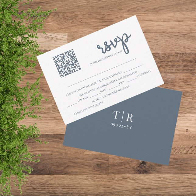 Dusty Blue QR Code Wedding RSVP Card Karte (Von Creator hochgeladen)