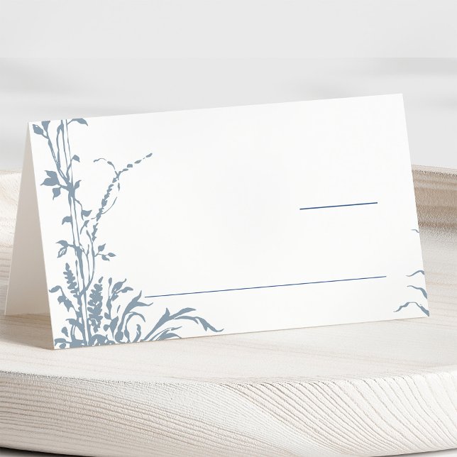 Dusty Blue Romantic Botanical Garden Wedding Platzkarte (Von Creator hochgeladen)
