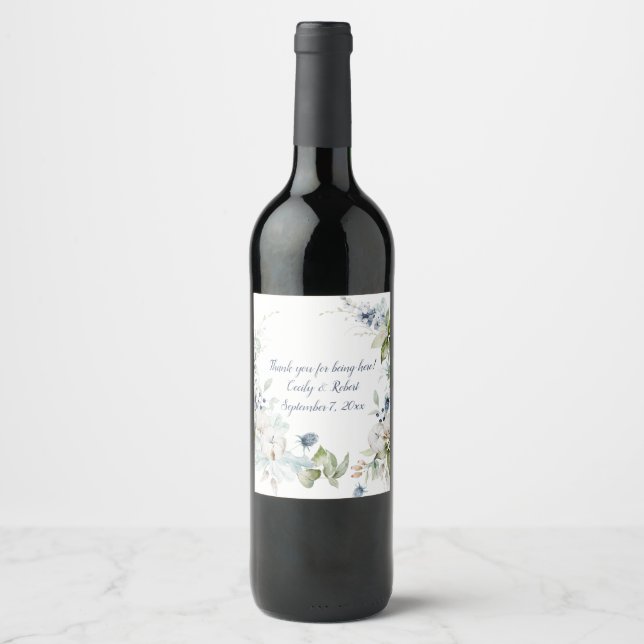Dusty Blue Sage Green Floral Wine Flasche Weinetikett (Vorderseite)