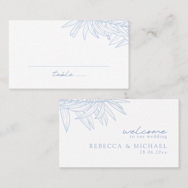 Dusty Blue Simple Hand Drawn Botanical Flat Platzkarte (Vorne/Hinten)